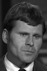 Bruce Glover