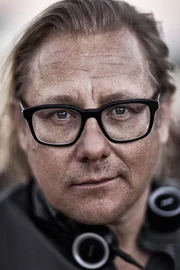 Kriv Stenders