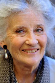 Phyllida Law