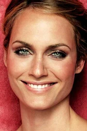 Amber Valletta