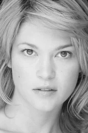 Nicki Aycox