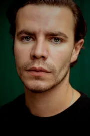 Oliver Johnstone