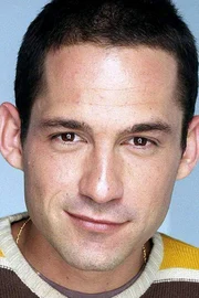 Enrique Murciano