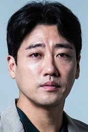 Yoon Gwan-woo