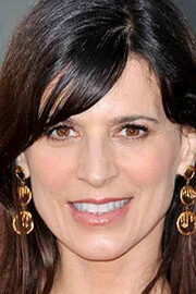 Perrey Reeves