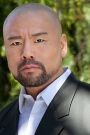 Woon Young Park