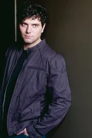 Leo Vernik