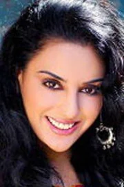 Sara Khan