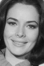 Karin Dor