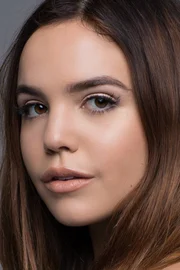 Bailee Madison