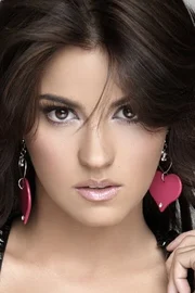 Maite Perroni Beoriegui