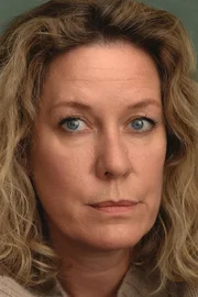 Anna Crilly