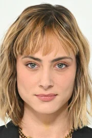 Nora Arnezeder