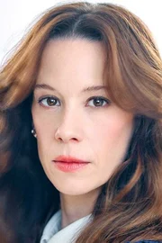 Chloe Pirrie