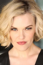 Kari Wahlgren