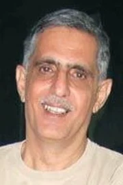 Dinyar Tirandaz