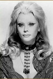 Monique van Vooren