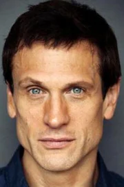 Simon Merrells