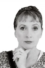 Julie Carnahan
