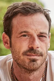 Scoot McNairy