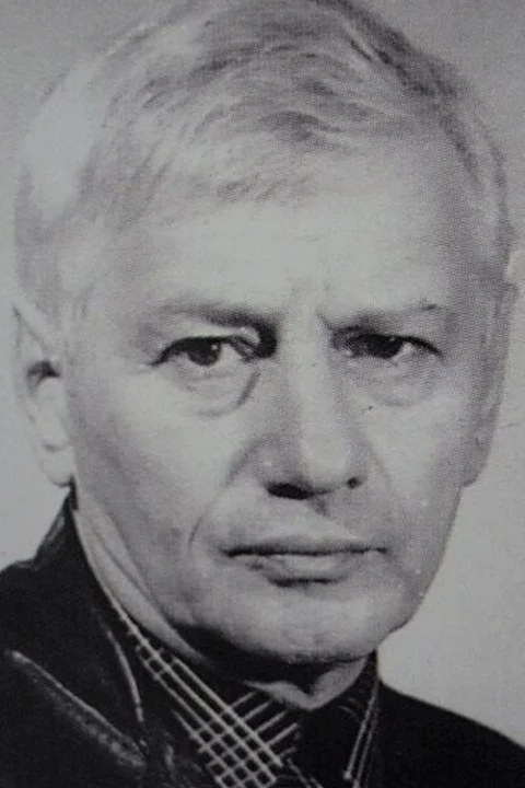 Роман Веселер