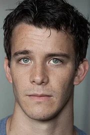 Luke Thompson