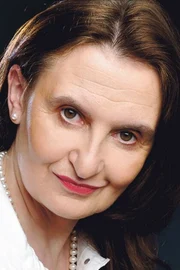 Eva Holubová