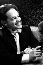 Ric Salinas