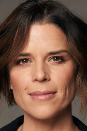Neve Campbell