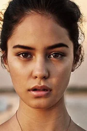 Courtney Eaton
