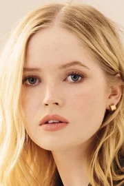Ellie Bamber