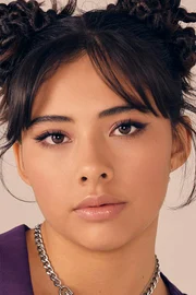 Xochitl Gomez