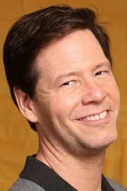 Ike Barinholtz