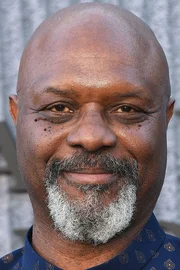 Robert Wisdom
