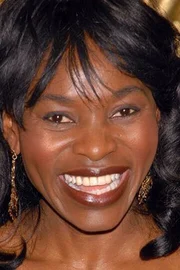 Rakie Ayola