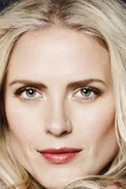Synnøve Macody Lund