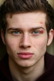 Oliver Stark