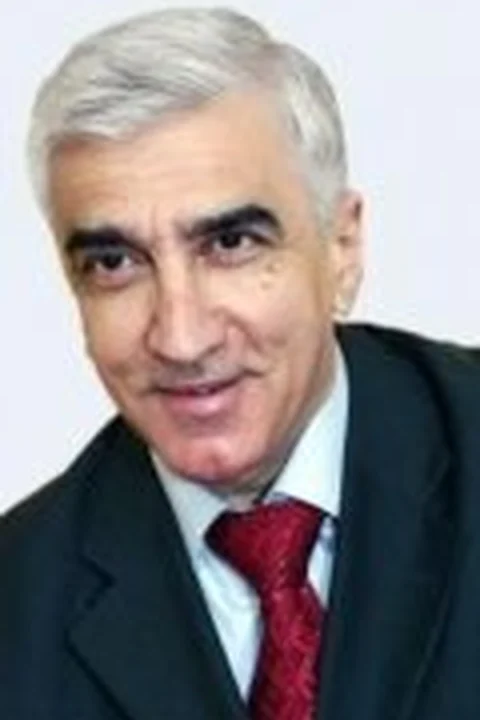 Ильхам Намик Камал