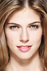 Stephanie Cayo
