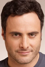 Dominic Fumusa