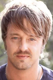 Joshua Leonard