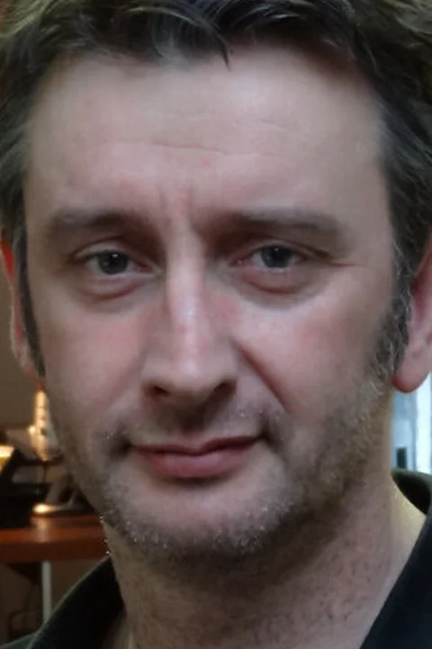 Мик Махон