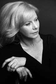 Felicity Dean