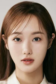 Son Ji-yeong