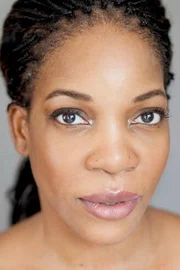 Jocelyn Jee Esien