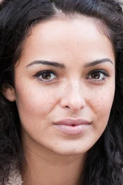 Anna Shaffer
