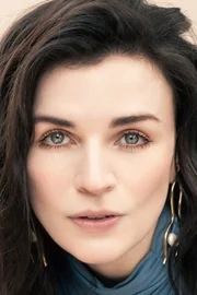 Aisling Bea