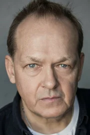 Christopher Fulford