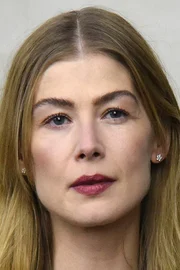 Rosamund Pike
