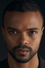 Eka Darville